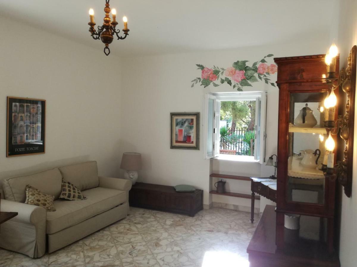 Villa Mariolina Guest House Bari Exterior photo
